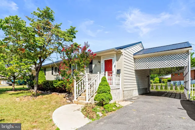 $268,000 | 3404 Ridgeway Road, Harrisburg, PA 17109