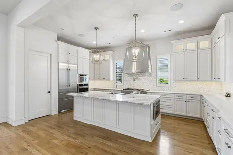 $1,380,000 | 8605 Colina Terrace, Benbrook, TX 76126