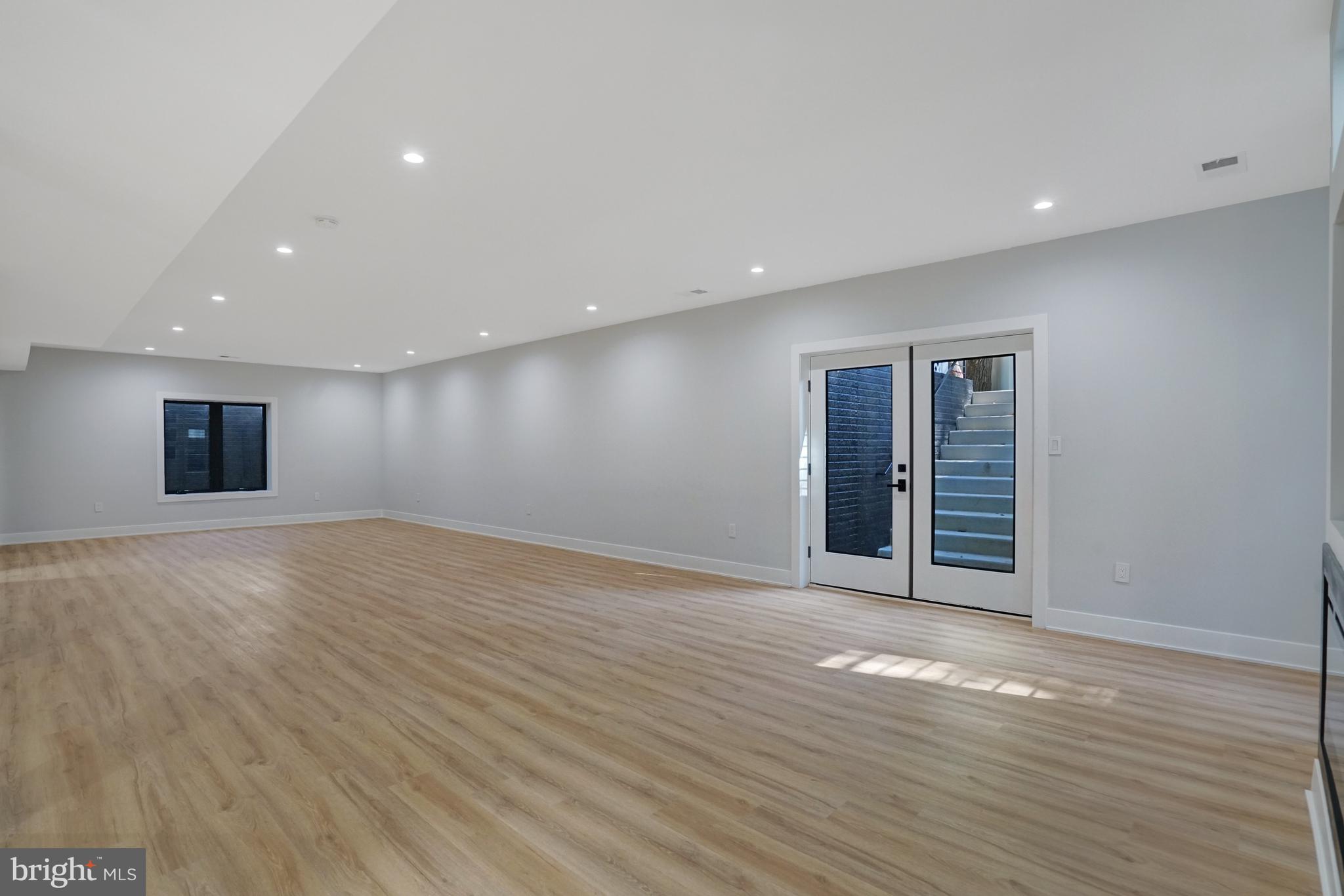 1929 Ware Road Falls Church, VA 22043 - Photo 37 of 81