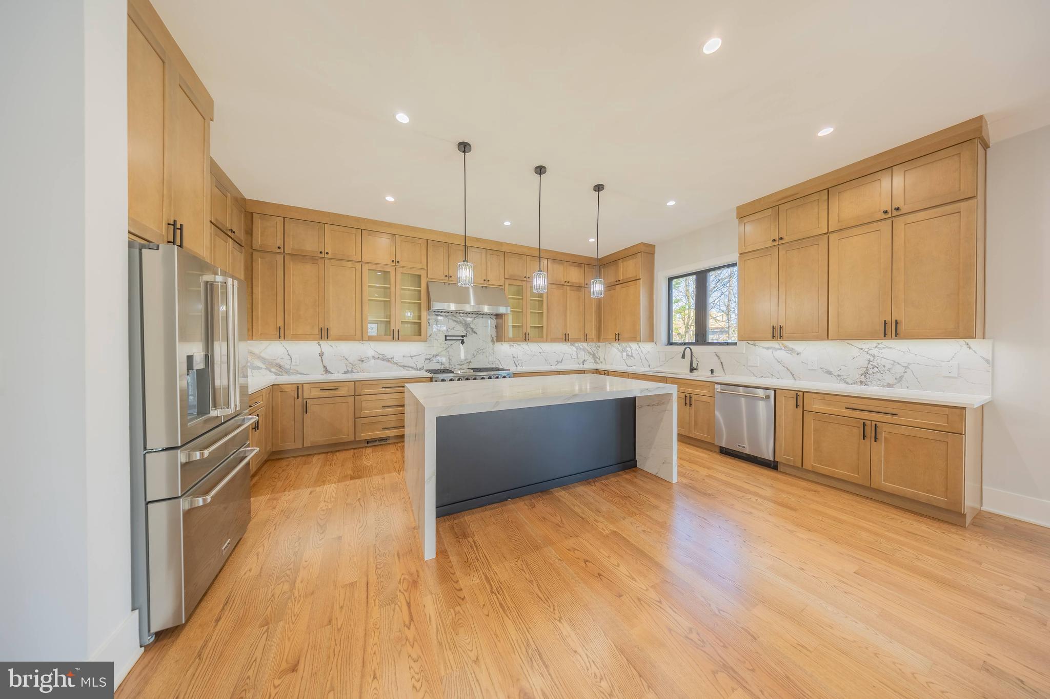 1929 Ware Road Falls Church, VA 22043 - Photo 10 of 81