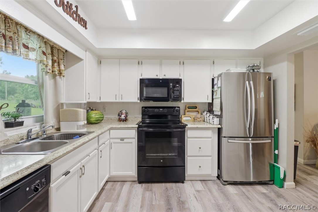 2507 Bluegrass Street Inverness, FL 34453 - Photo 15 of 43 Light & bright