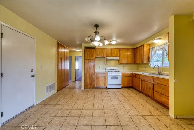 $619,000 | 945 Jeanette Lane, Nipomo, CA 93444