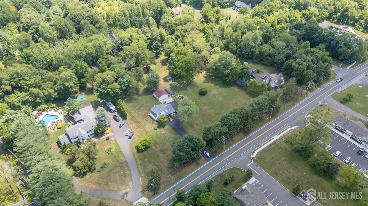 482 Stagecoach Road Millstone Township, NJ 08510 - Photo 36 of 45