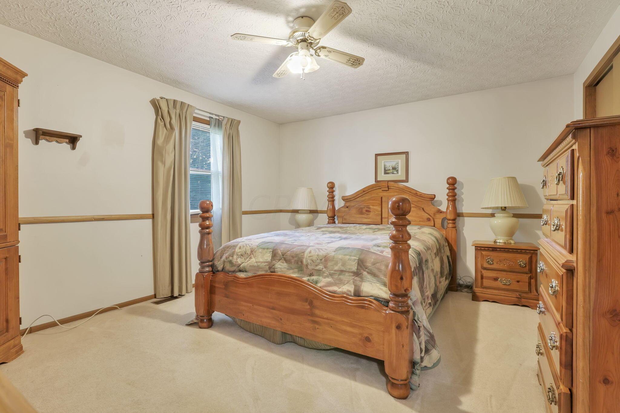 5223 Hayes Road Groveport, OH 43125 - Photo 28 of 45 36-web-or-mls-IMG_2795