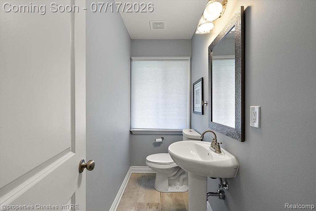 18244 Beverly Road Beverly Hills, MI 48025 - Photo 59 of 80