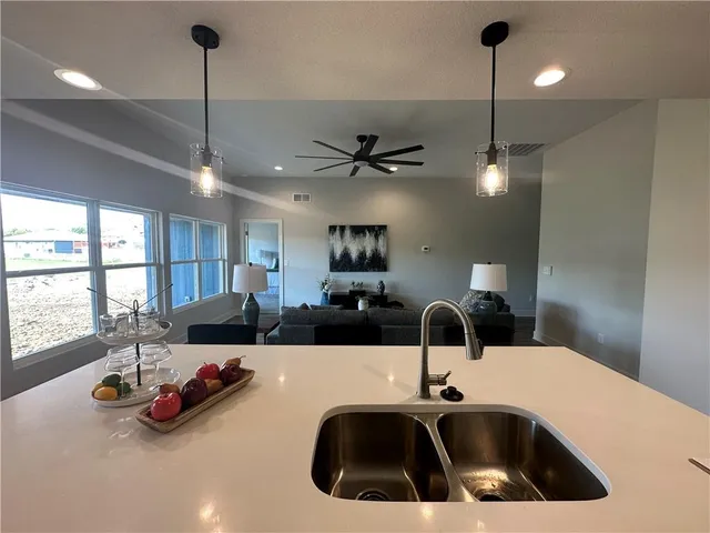 $328,500 | 408 Ash Street, Wellsville, KS 66092