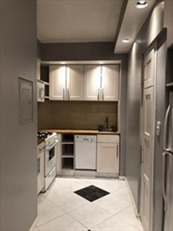 17 Radcliffe Road, Unit 6 Boston, MA 02134 - Photo 1 of 12