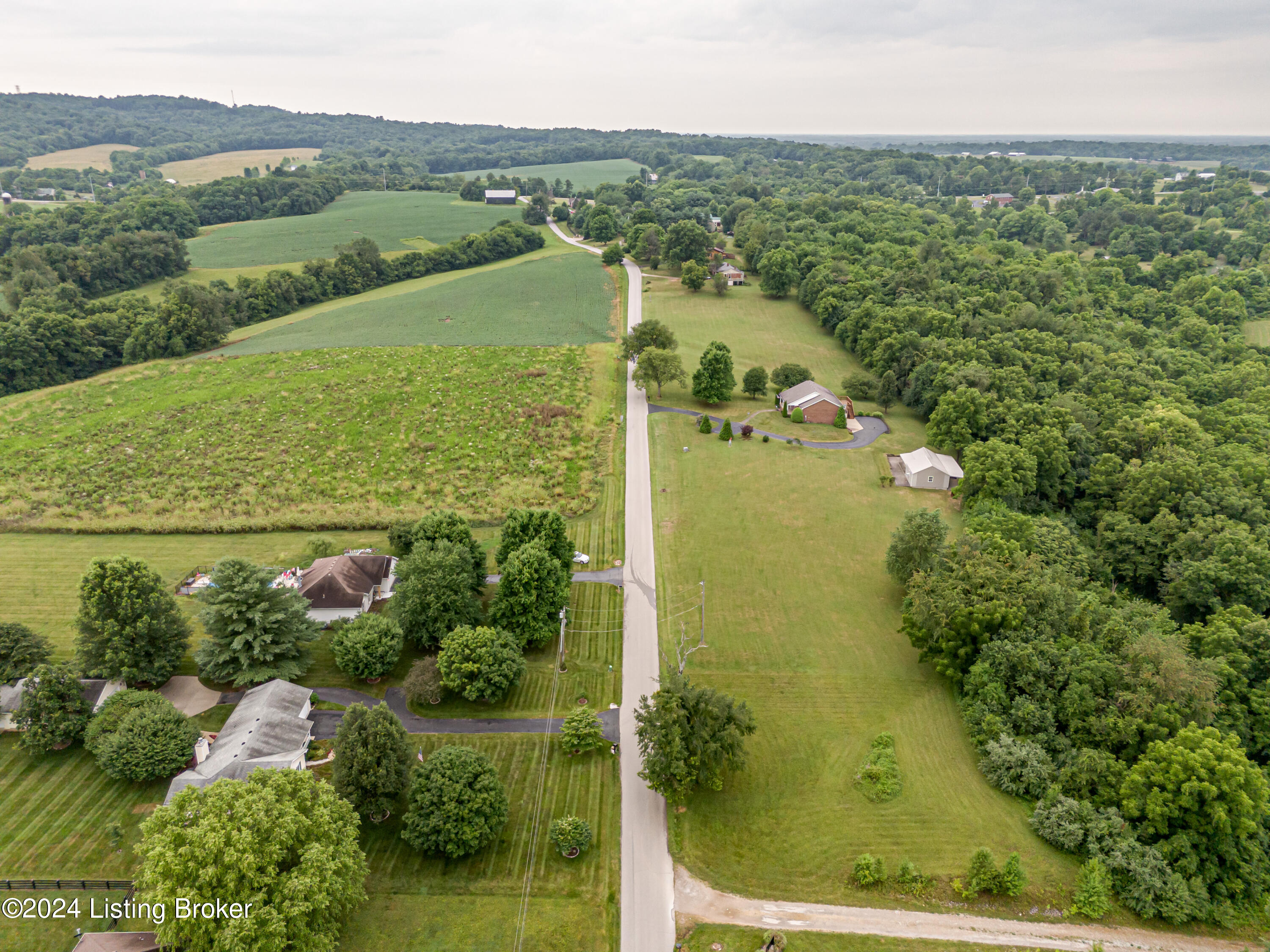 10 Cross Keys Road Shelbyville, KY 40065 - Photo 80 of 83 DJI_20240704093135_0446_D