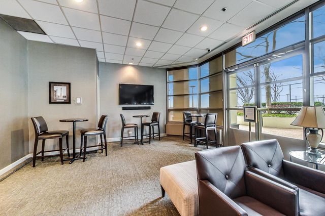 $225,000 | 195 North Harbor Drive, Unit 1107, Chicago, IL 60601