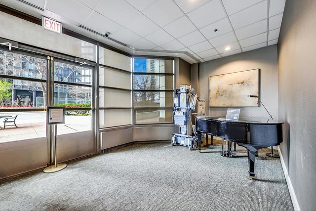 $225,000 | 195 North Harbor Drive, Unit 1107, Chicago, IL 60601