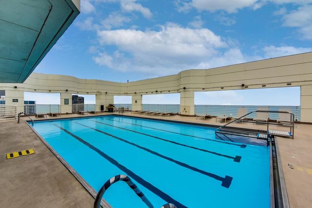 $225,000 | 195 North Harbor Drive, Unit 1107, Chicago, IL 60601