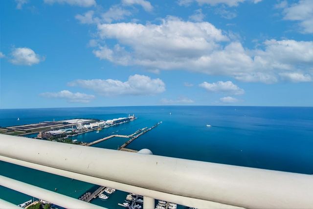 $225,000 | 195 North Harbor Drive, Unit 1107, Chicago, IL 60601