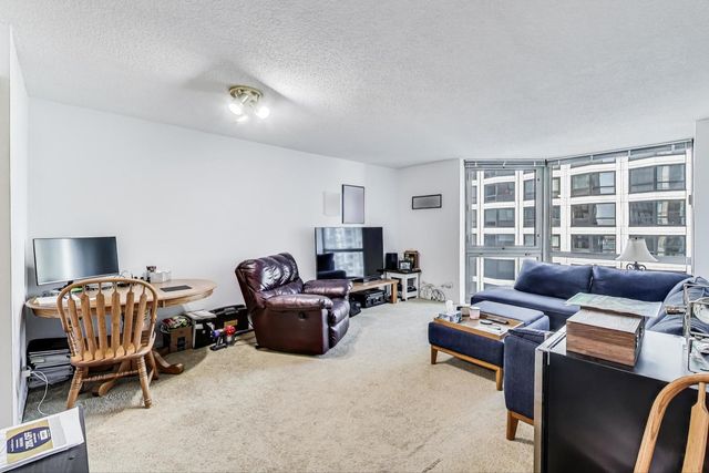 $225,000 | 195 North Harbor Drive, Unit 1107, Chicago, IL 60601