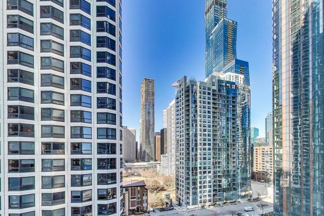 $225,000 | 195 North Harbor Drive, Unit 1107, Chicago, IL 60601