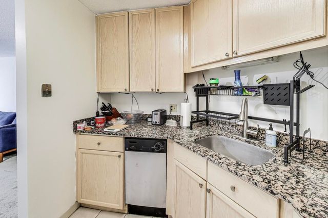 $225,000 | 195 North Harbor Drive, Unit 1107, Chicago, IL 60601
