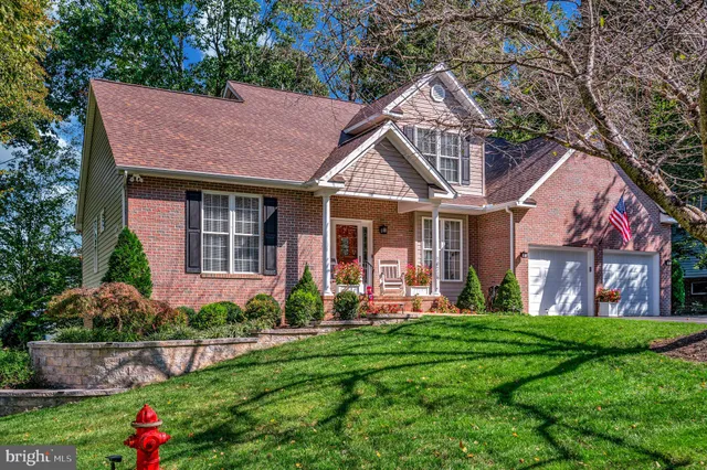 $599,900 | 10219 Colechester Street, Fredericksburg, VA 22408