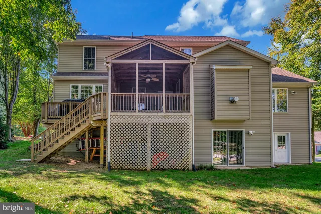 $599,900 | 10219 Colechester Street, Fredericksburg, VA 22408