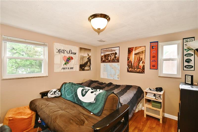 160 Gill Hall Road Clairton, PA 15025 - Photo 12 of 14 Gallery Image 12