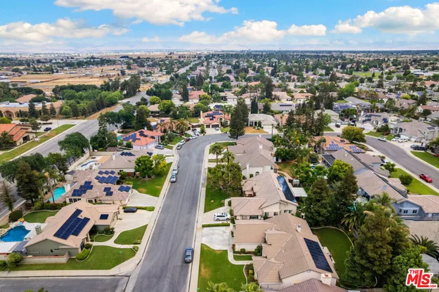 $2,900 | 10711 4 Bears Drive, Bakersfield, CA 93312