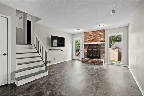 $245,000 | 8217 Switzer Street, Overland Park, KS 66214