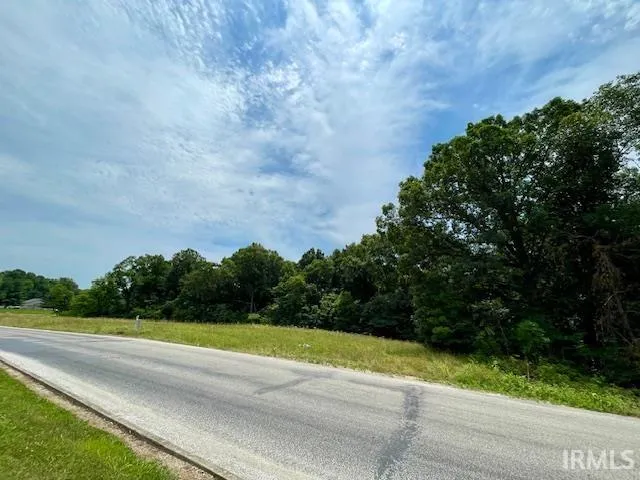 $219,900 | 54 East State Road 54, Bloomfield, IN 47424