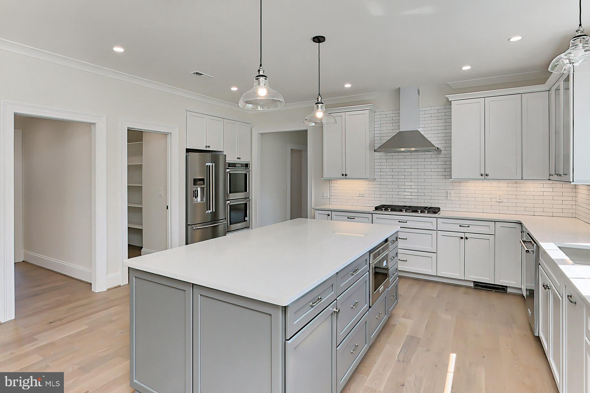 7425 Foundation Way Springfield, VA 22150 - Photo 12 of 46 Kitchen