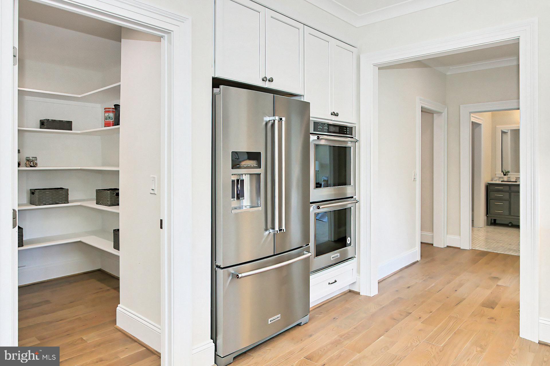 7425 Foundation Way Springfield, VA 22150 - Photo 15 of 46 HUGE Pantry!