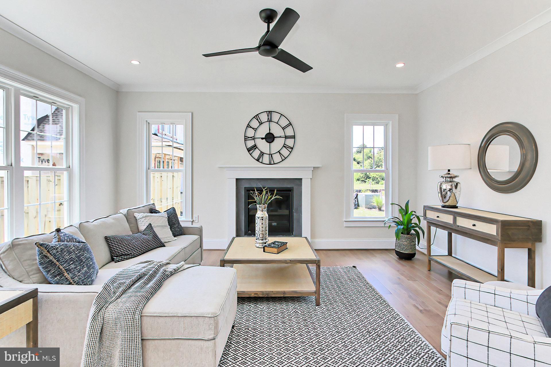 7425 Foundation Way Springfield, VA 22150 - Photo 18 of 46 Family room