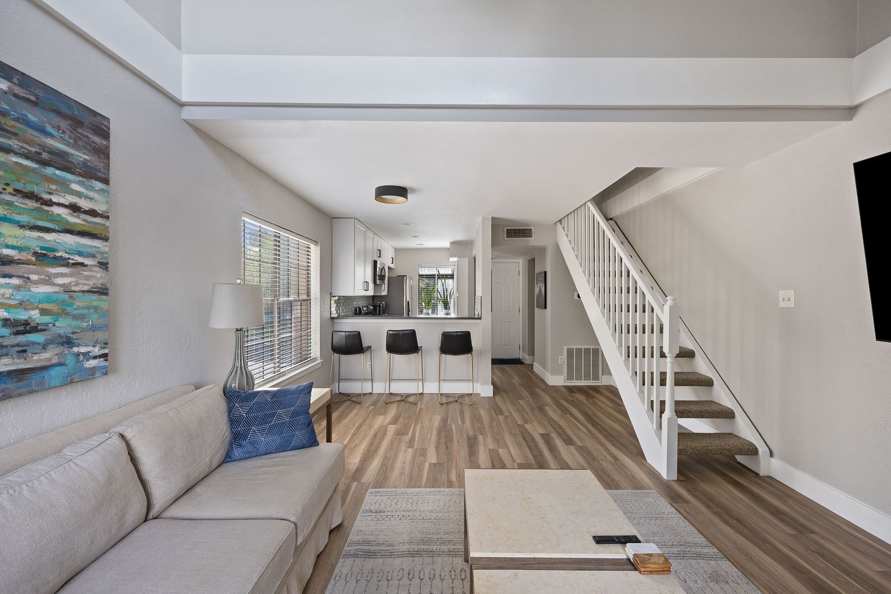 2215 Post Road, Unit 2046 Austin, TX 78704 - Photo 6 of 25 Gallery Image 6