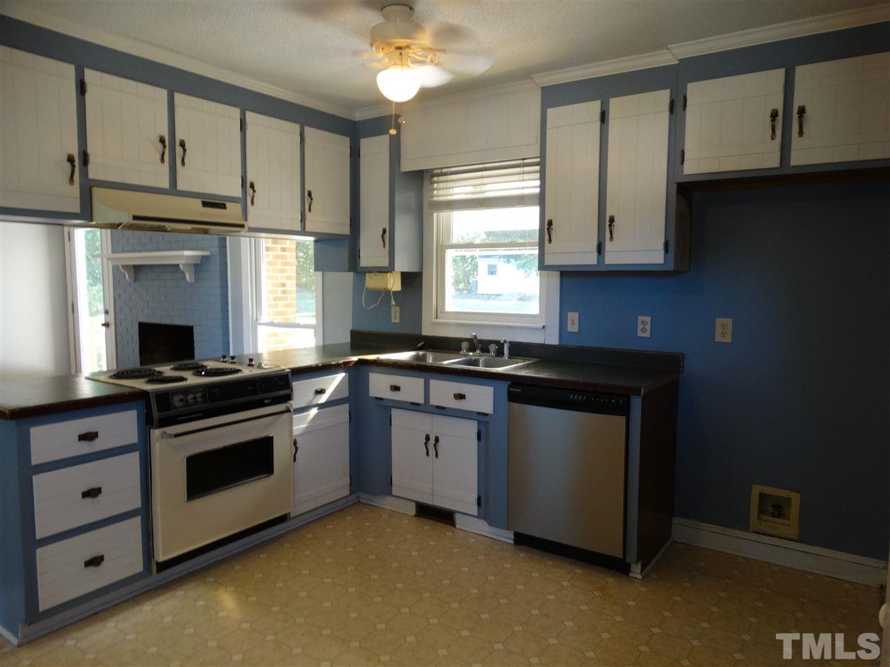 5213 Carrier Way Raleigh, NC 27603 - Photo 6 of 25