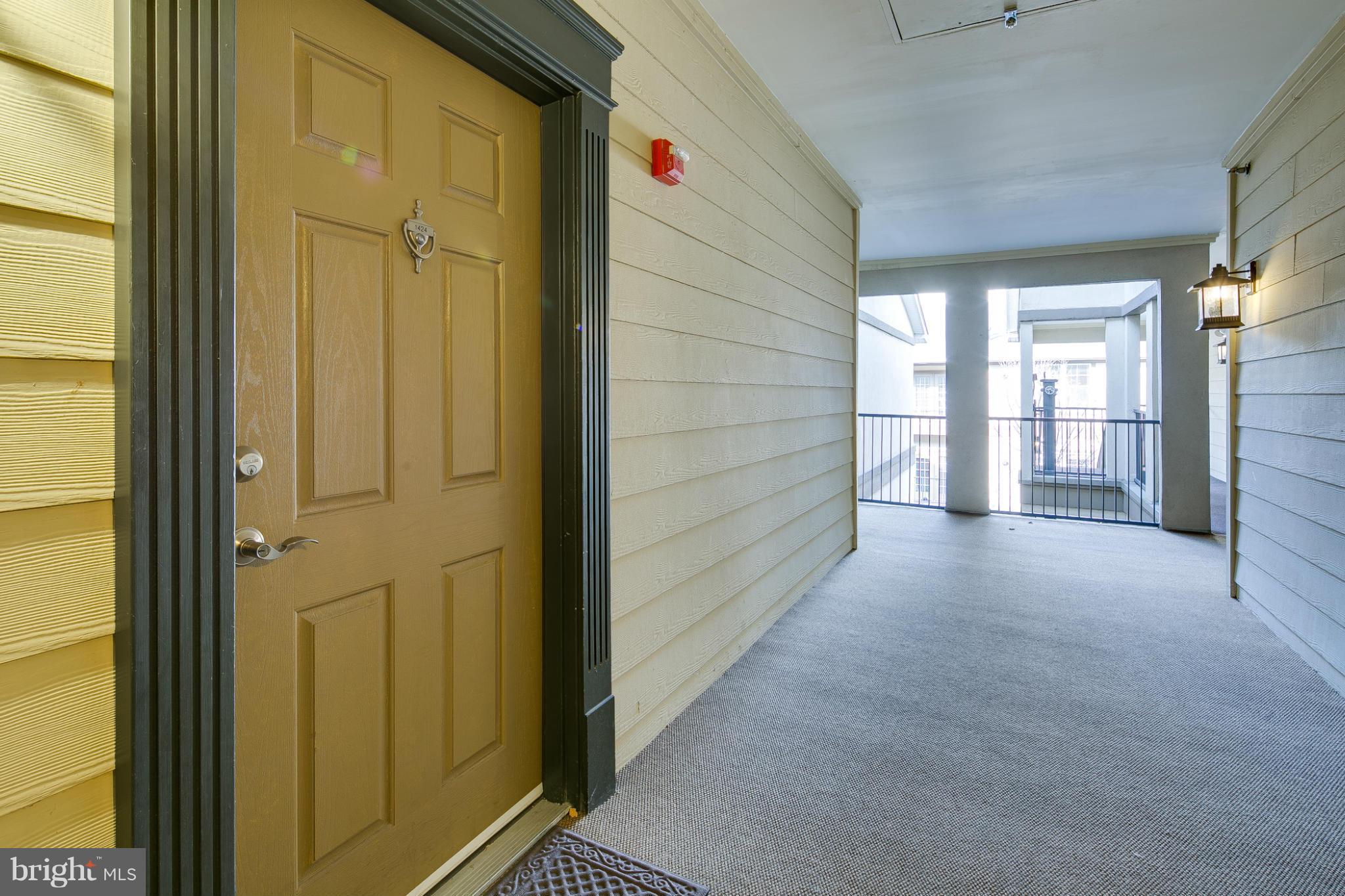 11800 Old Georgetown Road, Unit 1424 North Bethesda, MD 20852 - Photo 19 of 30 Front Door
