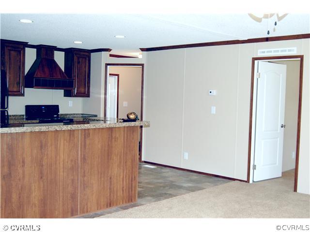 2370 Mosby Road Powhatan, VA 23139 - Photo 5 of 18 Gallery Image 5