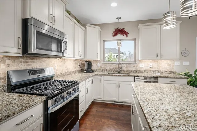 $625,000 | 267 Oakhurst Circle, O'Fallon, MO 63368