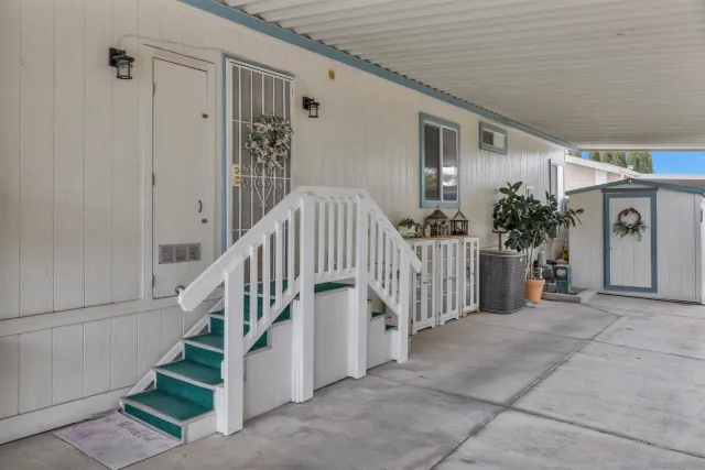 a view of entryway with stairs