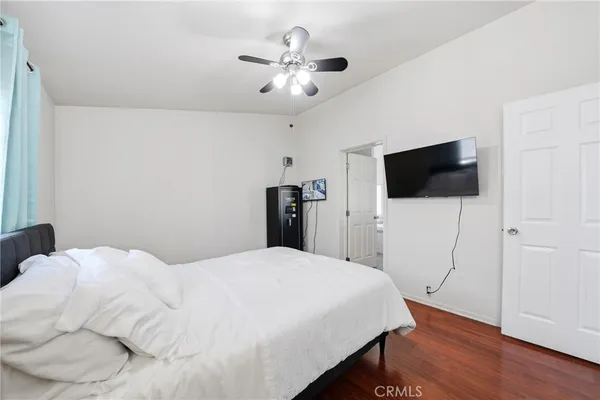 $215,000 | 17225 Valley Boulevard, Unit 69W, Fontana, CA 92335