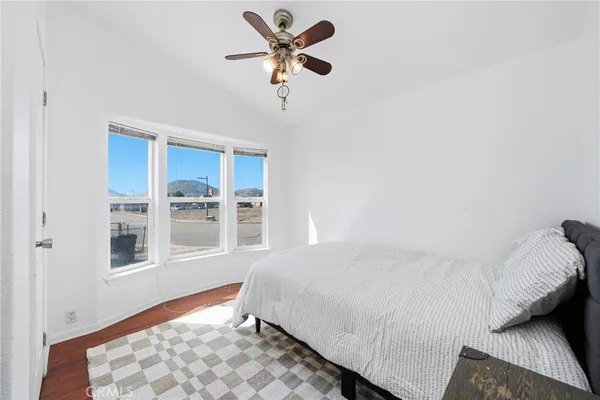 $215,000 | 17225 Valley Boulevard, Unit 69W, Fontana, CA 92335
