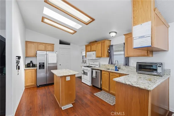 $215,000 | 17225 Valley Boulevard, Unit 69W, Fontana, CA 92335