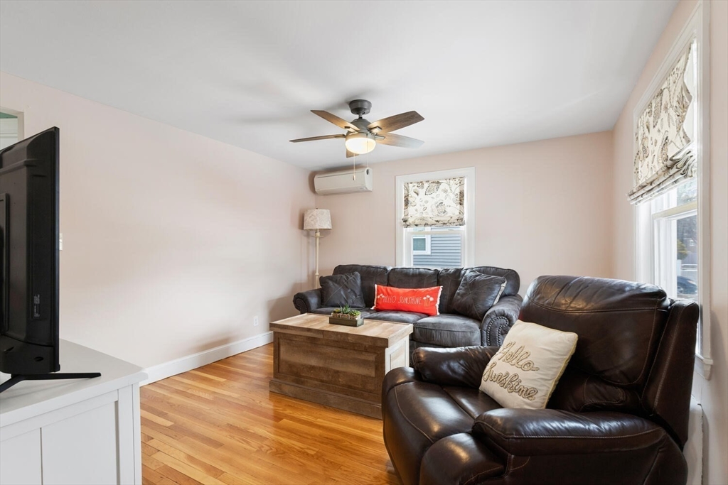 17 Barker Road Malden, MA 02148 - Photo 8 of 42