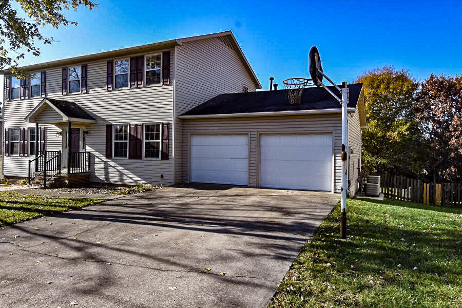 10087 Double Tree Road Knoxville, TN 37932 - Photo 2 of 40 20181118001719981652000000-o