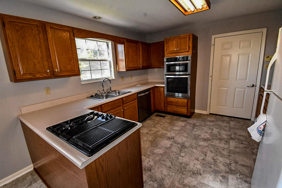 10087 Double Tree Road Knoxville, TN 37932 - Photo 9 of 40 20181118002238614545000000-o
