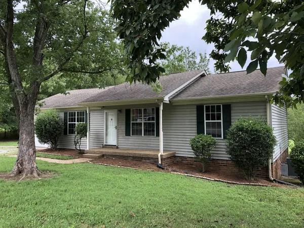 $2,195 | 314 Castlewood Drive, Mount Juliet, TN 37122