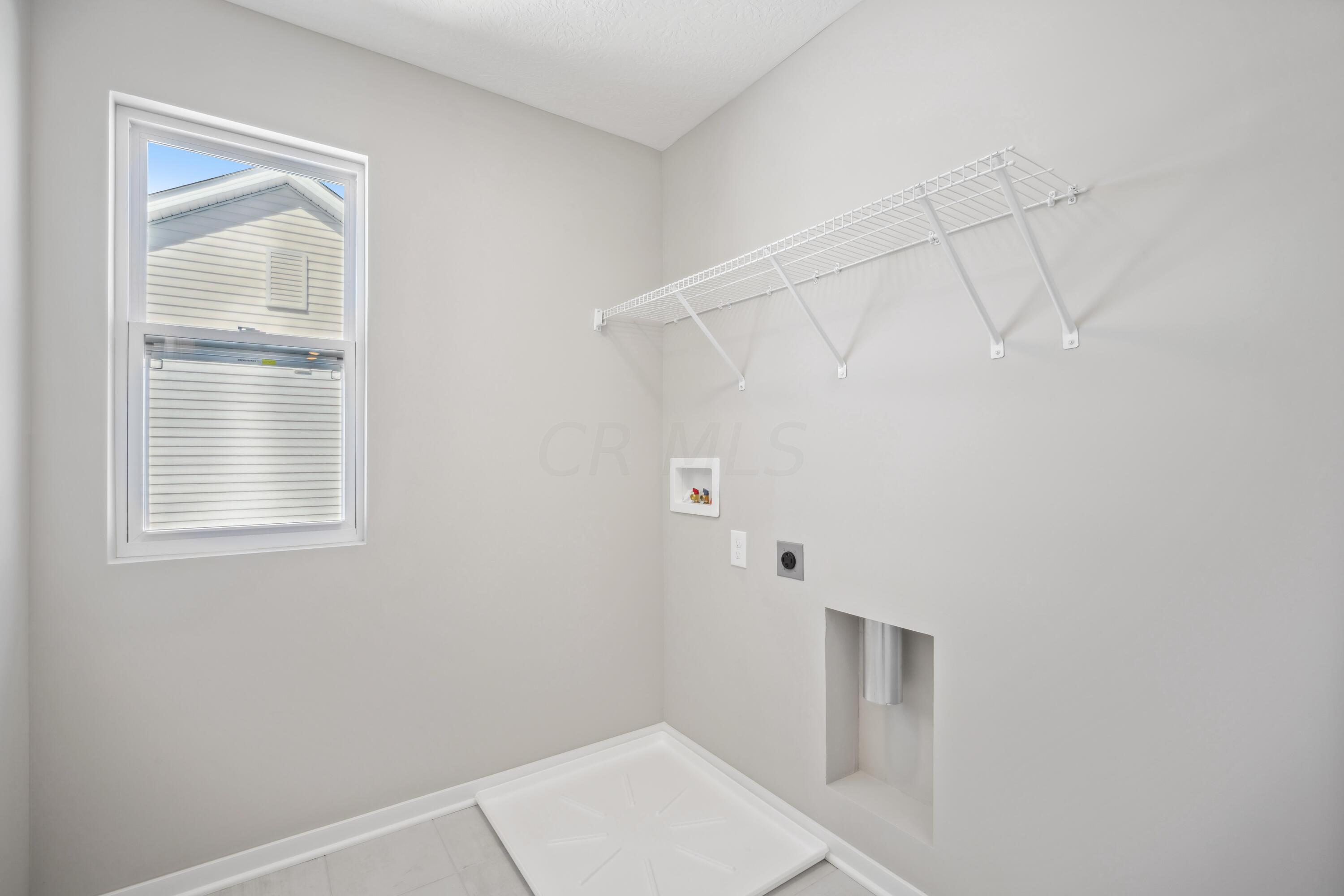 53 Chambers Bay Road Commercial Point, OH 43116 - Photo 24 of 33 Laundry Room