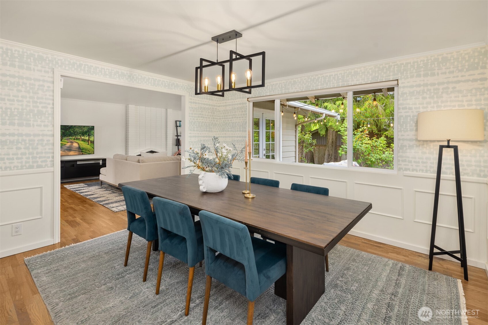 8320 Southeast 62nd Street Mercer Island, WA 98040 - Photo 22 of 35