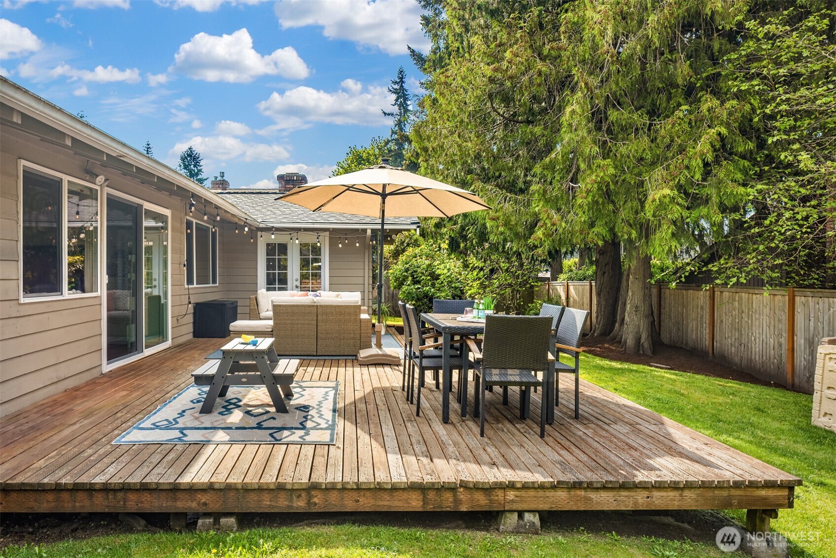 8320 Southeast 62nd Street Mercer Island, WA 98040 - Photo 33 of 35