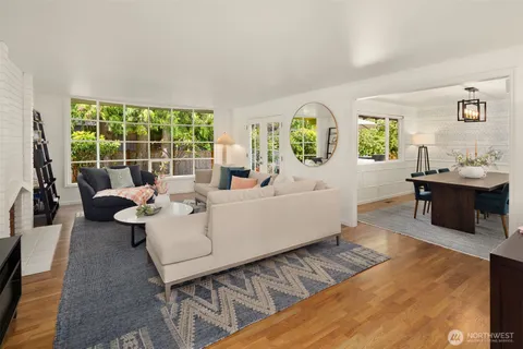 $2,195,000 | 8320 Southeast 62nd Street, Mercer Island, WA 98040