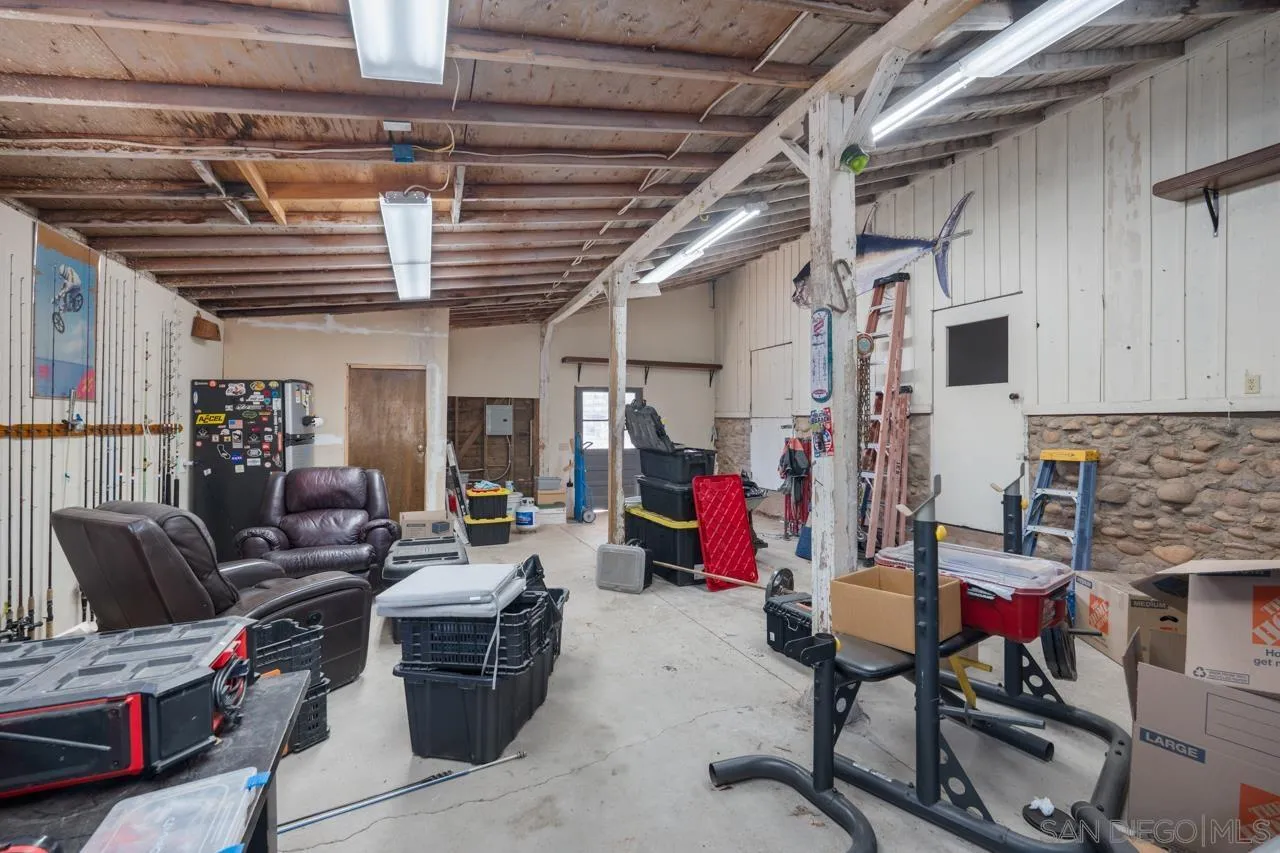 11410 Manzanita Road Lakeside, CA 92040 - Photo 27 of 44