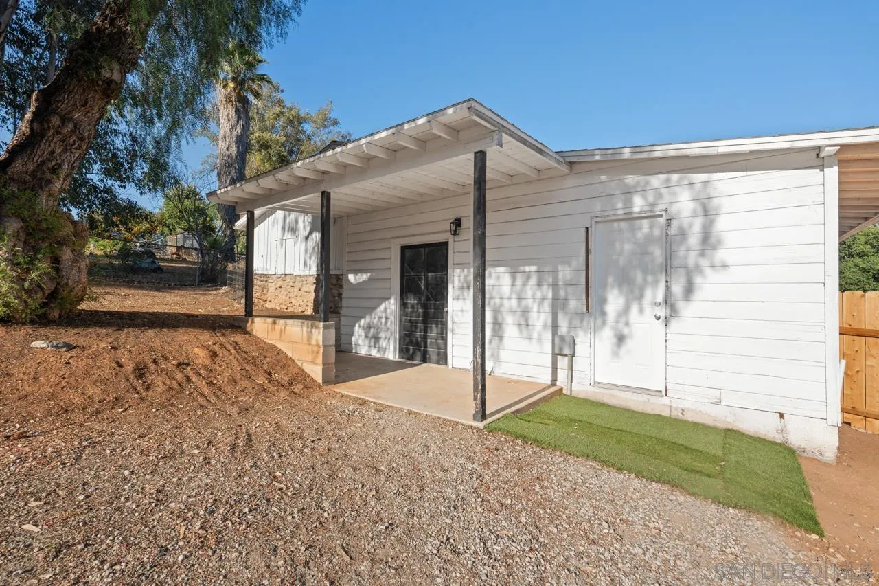 11410 Manzanita Road Lakeside, CA 92040 - Photo 38 of 49