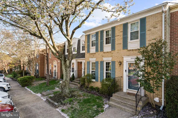 $700,000 | 10447 Red Granite Terrace, Oakton, VA 22124