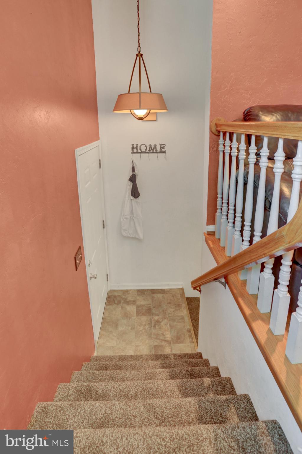 2455 Heather Road York, PA 17408 - Photo 6 of 19 Gallery Image 6