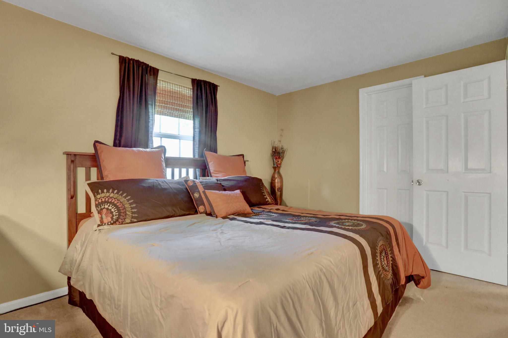2455 Heather Road York, PA 17408 - Photo 8 of 19 Gallery Image 8